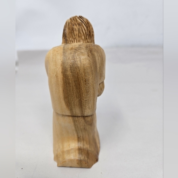 Nativity Shepard Kneeling Before Baby Jesus Wood Hand Carved By R. Herrenbruck - Picture 3 of 9